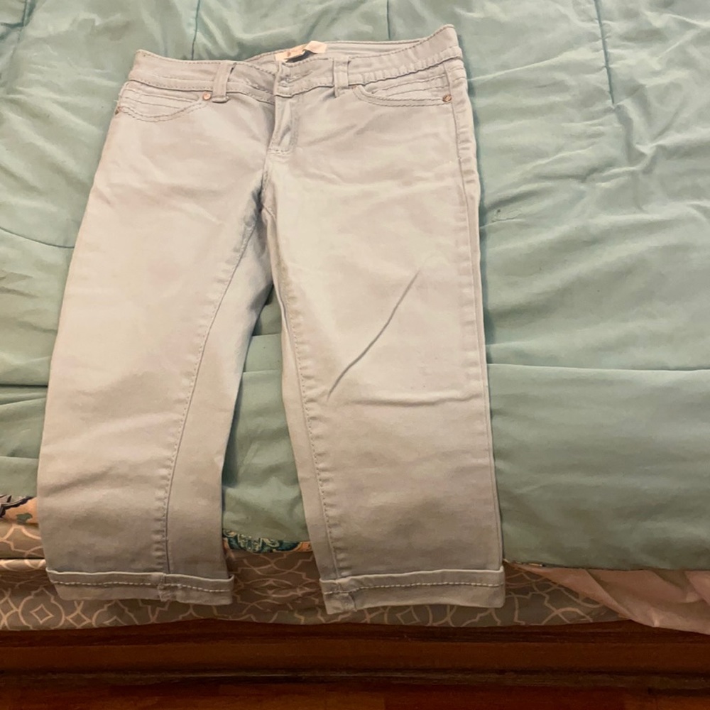 Iight denim capris